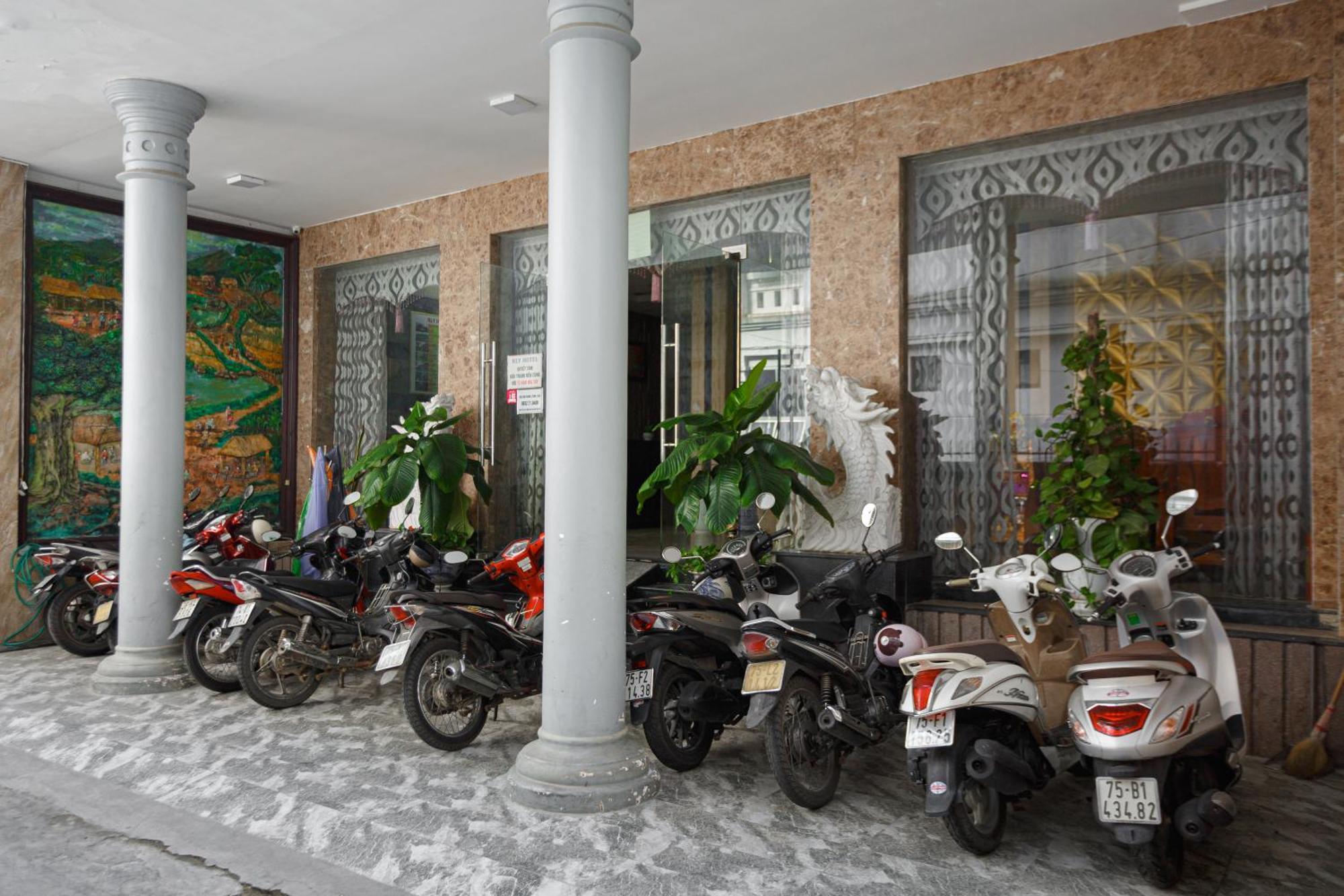 Kly Hotel Hue Exterior photo