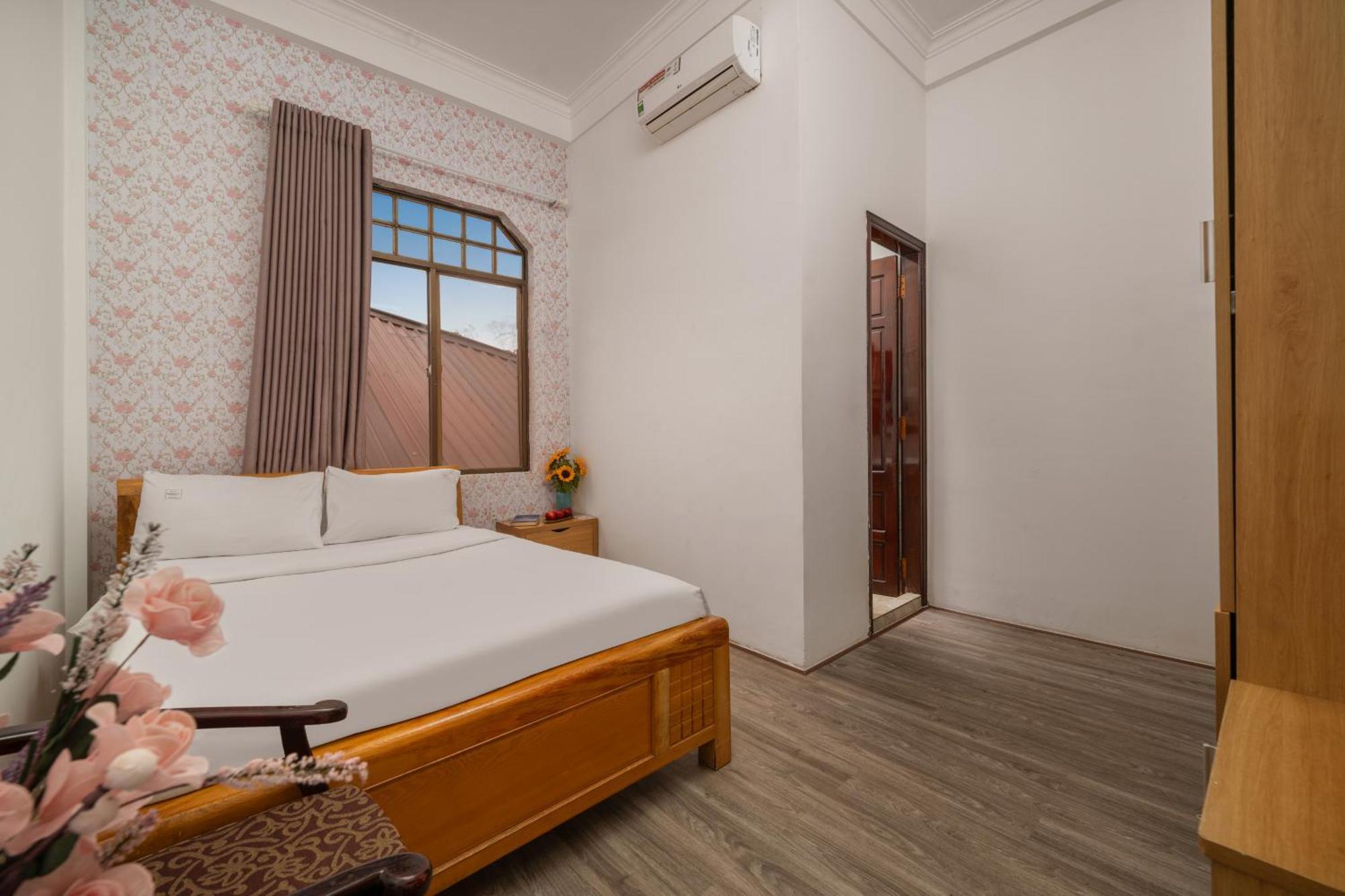 Kly Hotel Hue Exterior photo
